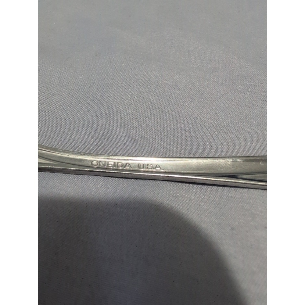 Oneida USA Stainless Steel Place Spoon Tablespoon Flatware Replacement - Picture 3 of 4